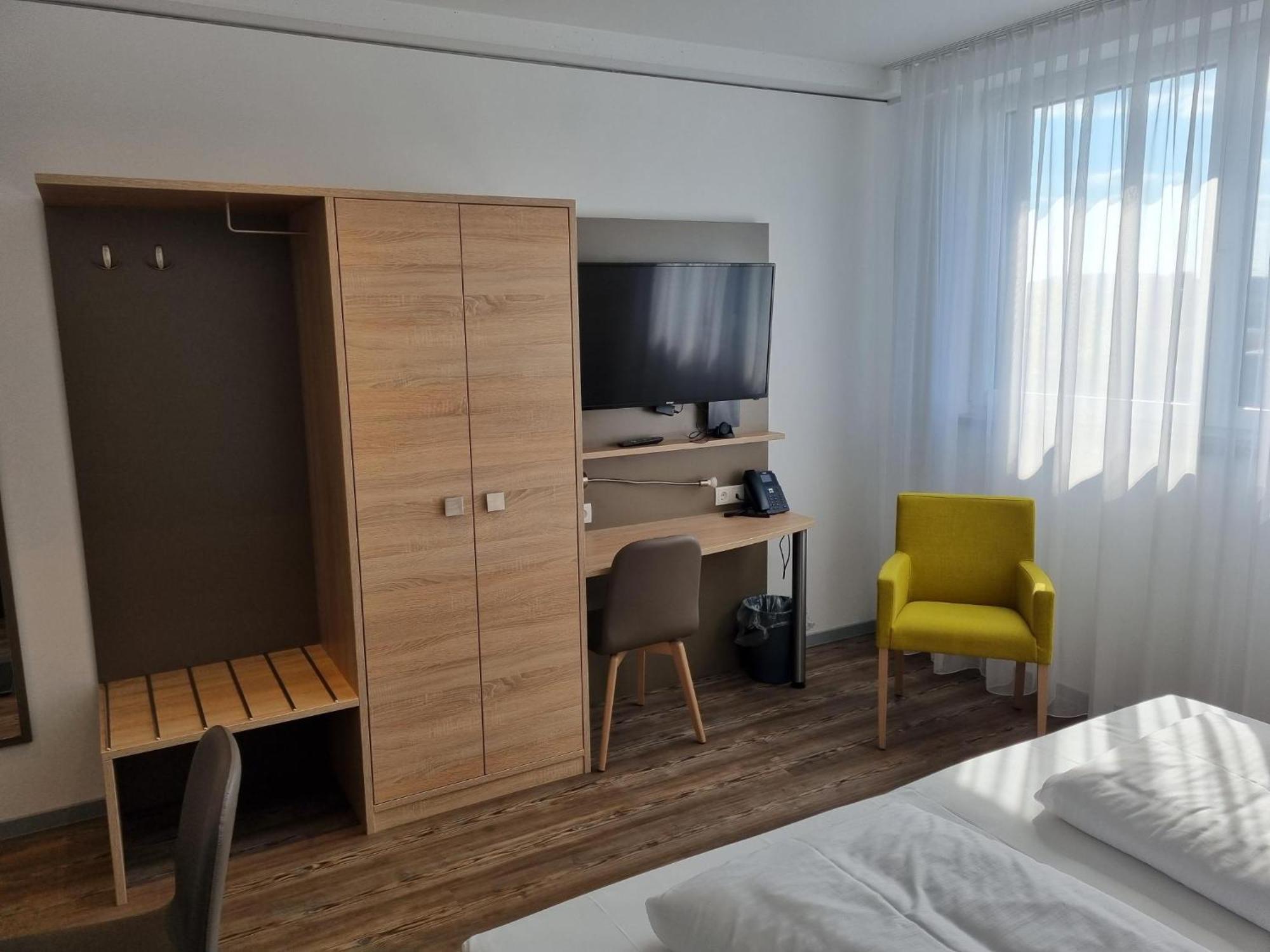 Aparthotel Avangard Living Fitness & Spa Forchheim  Exterior photo